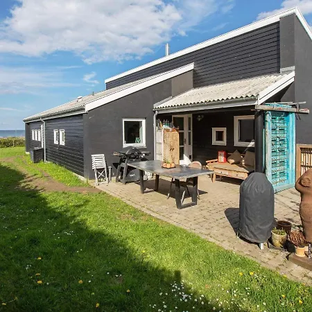 5 Star Holiday Home In K Ge Semesterbostad Strøby Ladeplads